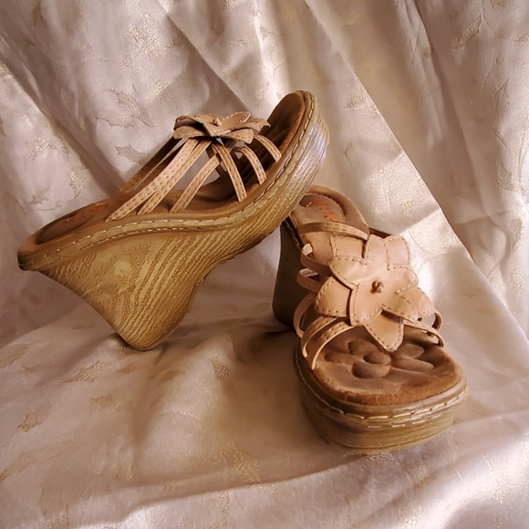 Wood grain platform sandals - Picture 7 of 8